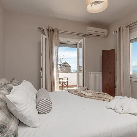 Vila Argo Glinado Naxos